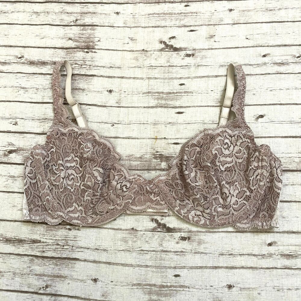 VIntage Victorias Secret Womens Bra Lace Size 36B Underwire Unlined Back Closure